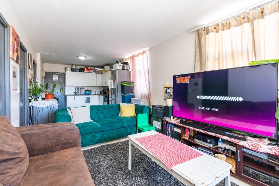 2 Bedroom Property for Sale in Wynberg Western Cape